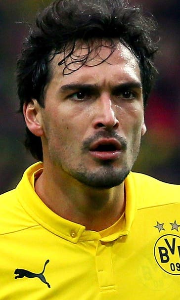 Manchester City join race for Dortmund defender Hummels